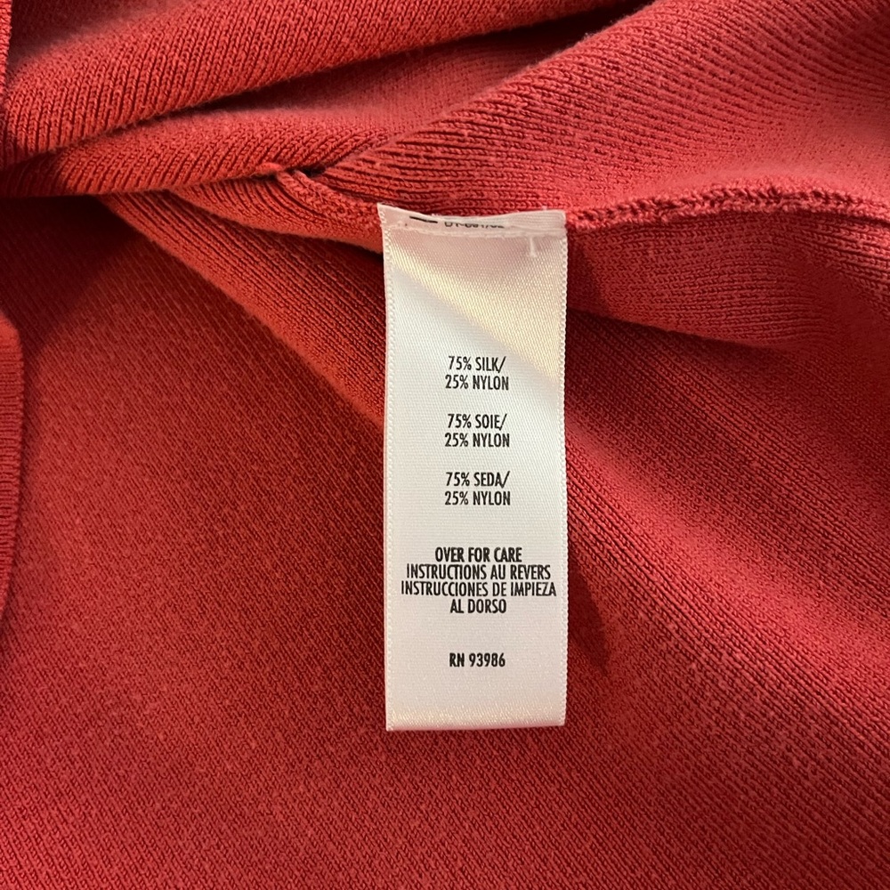 Casual Corner Coral Women's Sweater 75 percent Silk - Picture 5 of 5